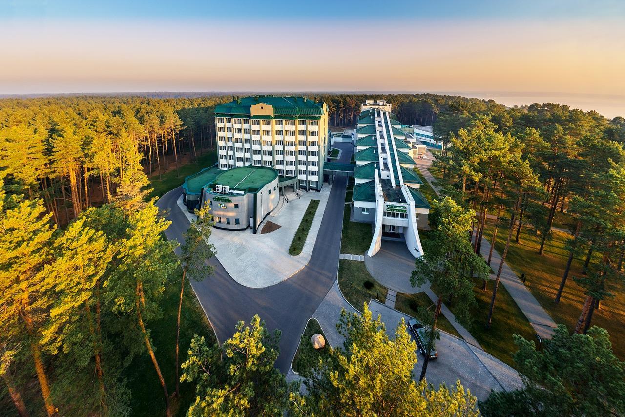 Hotel Sanatoriy Sputnik Naratsch Exterior foto